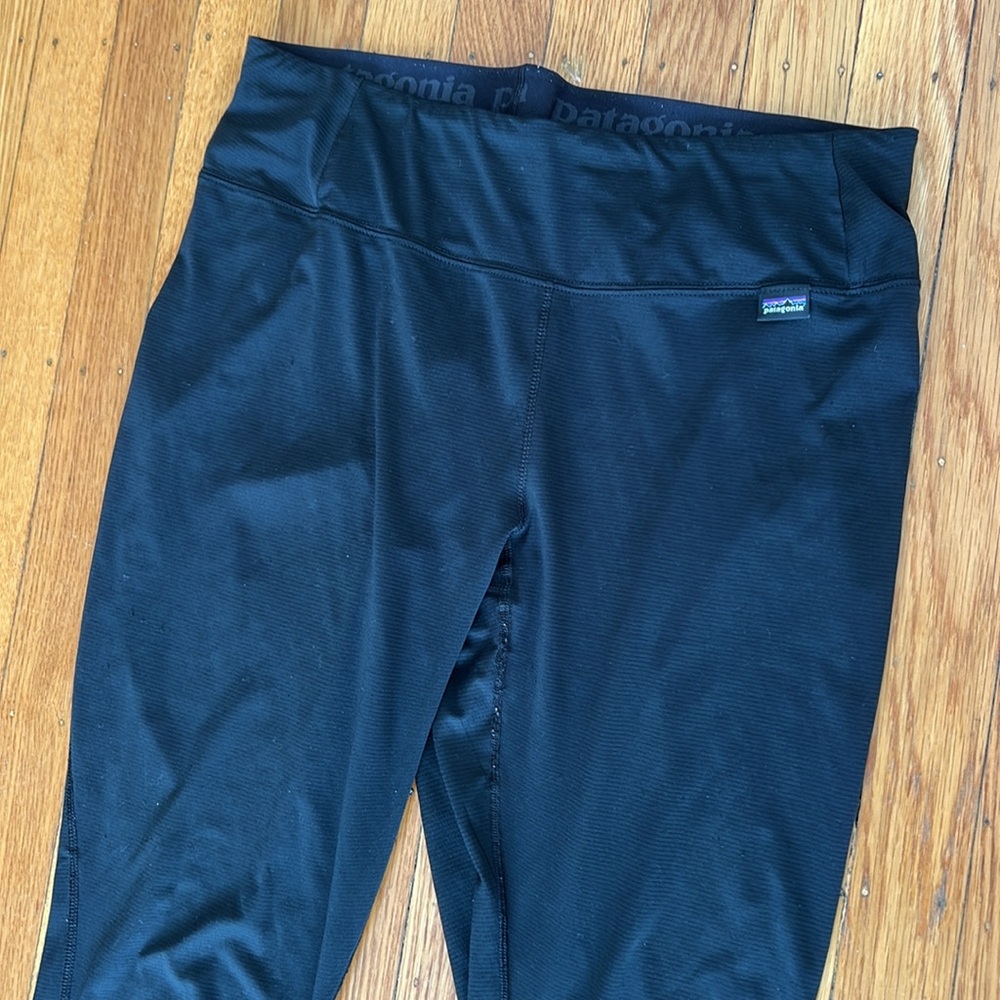 Patagonia Lightweight Capilene Baselayer - Picture 3 of 7